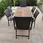 Eleonoras Ferienwohnung In Wuerzburg Stadt Mit Terrasse Im Erdgeschoss Inklusive Eigenen Parkplaetzen Vor Der Tuer